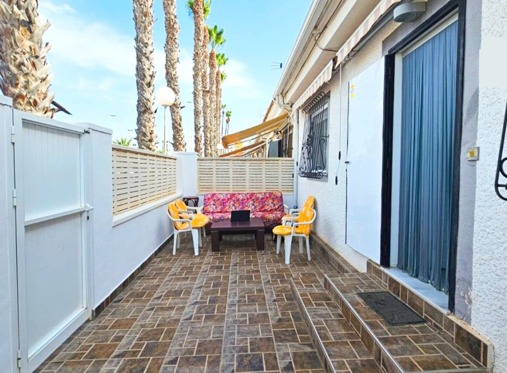 Sale - Bungalow - Los Alcázares