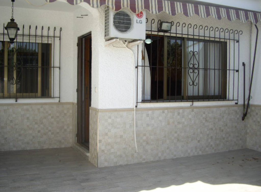 Sale - Bungalow - Los Alcázares
