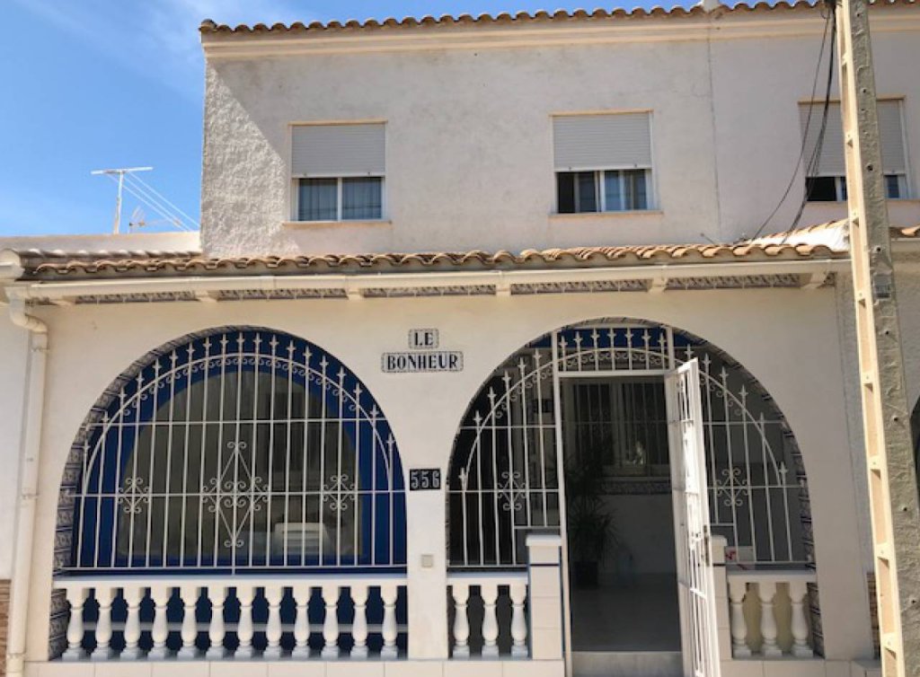 Sale - Bungalow - Los Alcázares