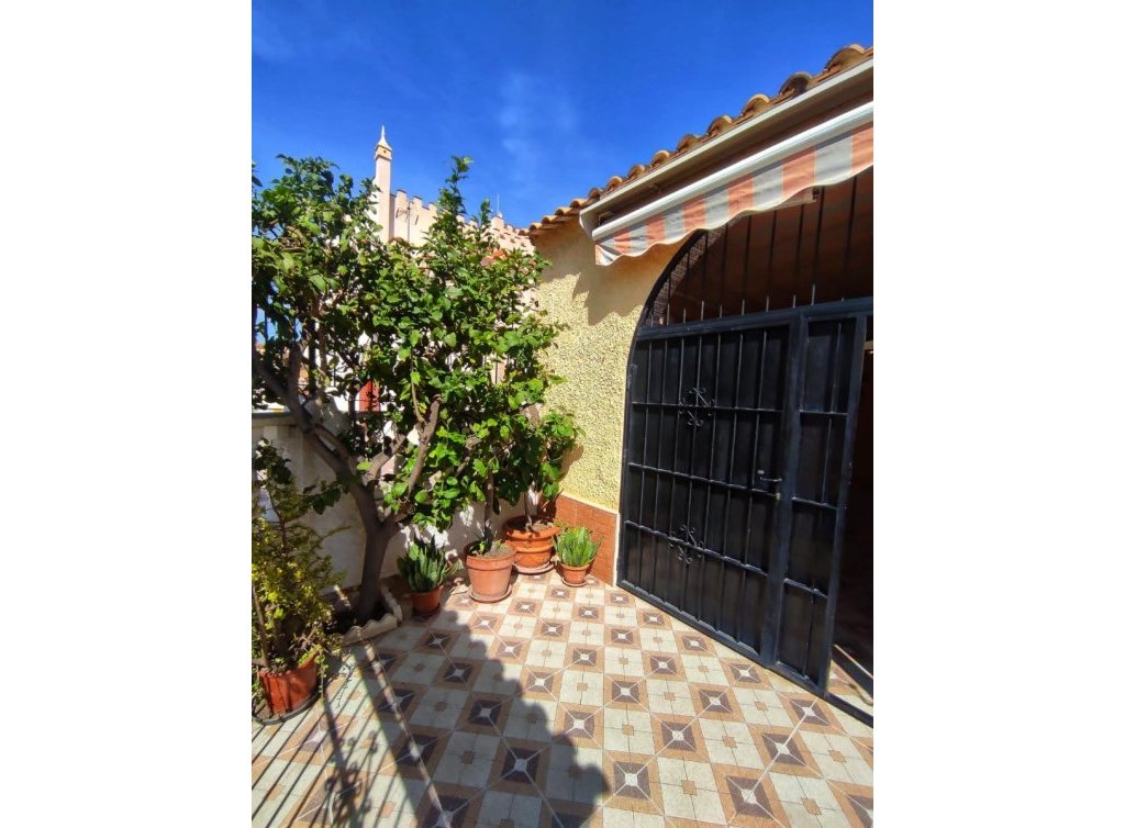 Sale - Casa - Los Alcázares