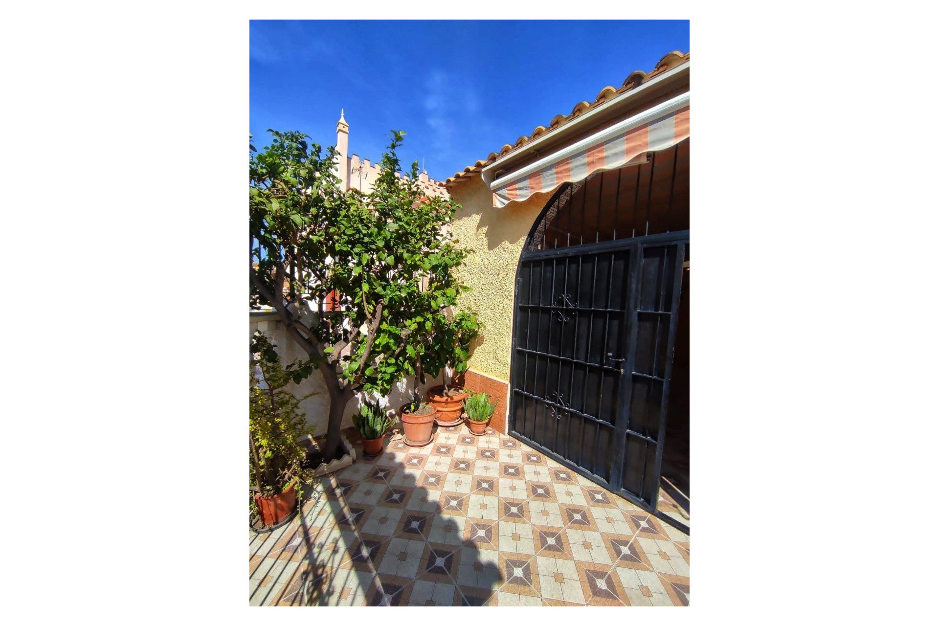 Sale - Casa - Los Alcázares