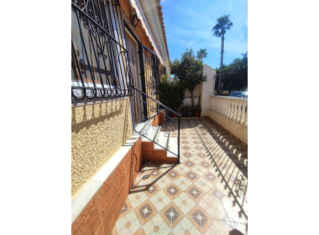 Sale - Casa - Los Alcázares