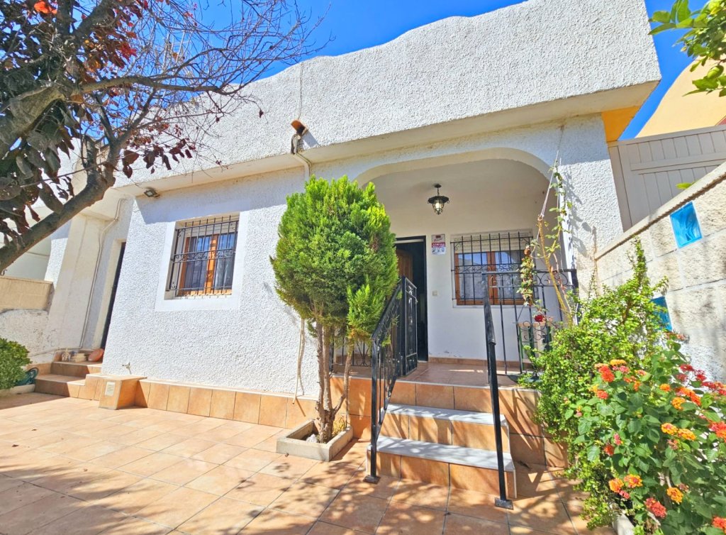 Sale - Casa - Los Alcázares