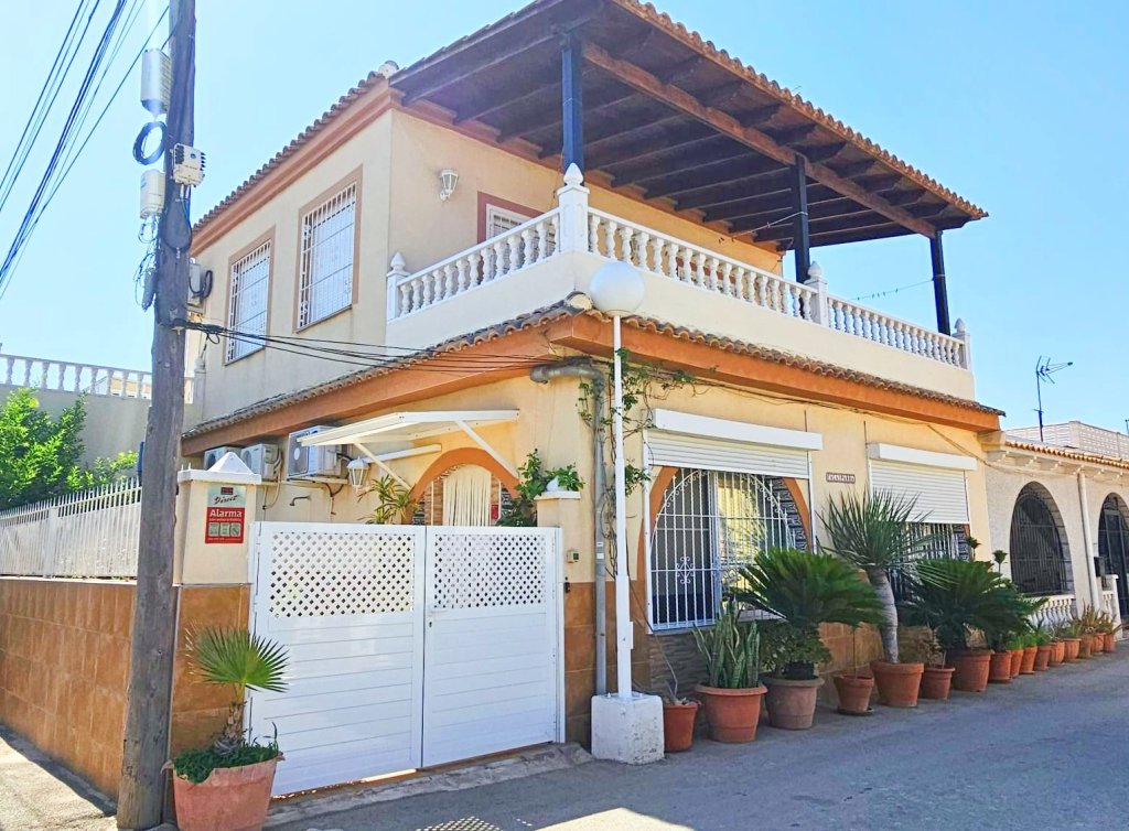 Sale - Casa - Los Alcázares
