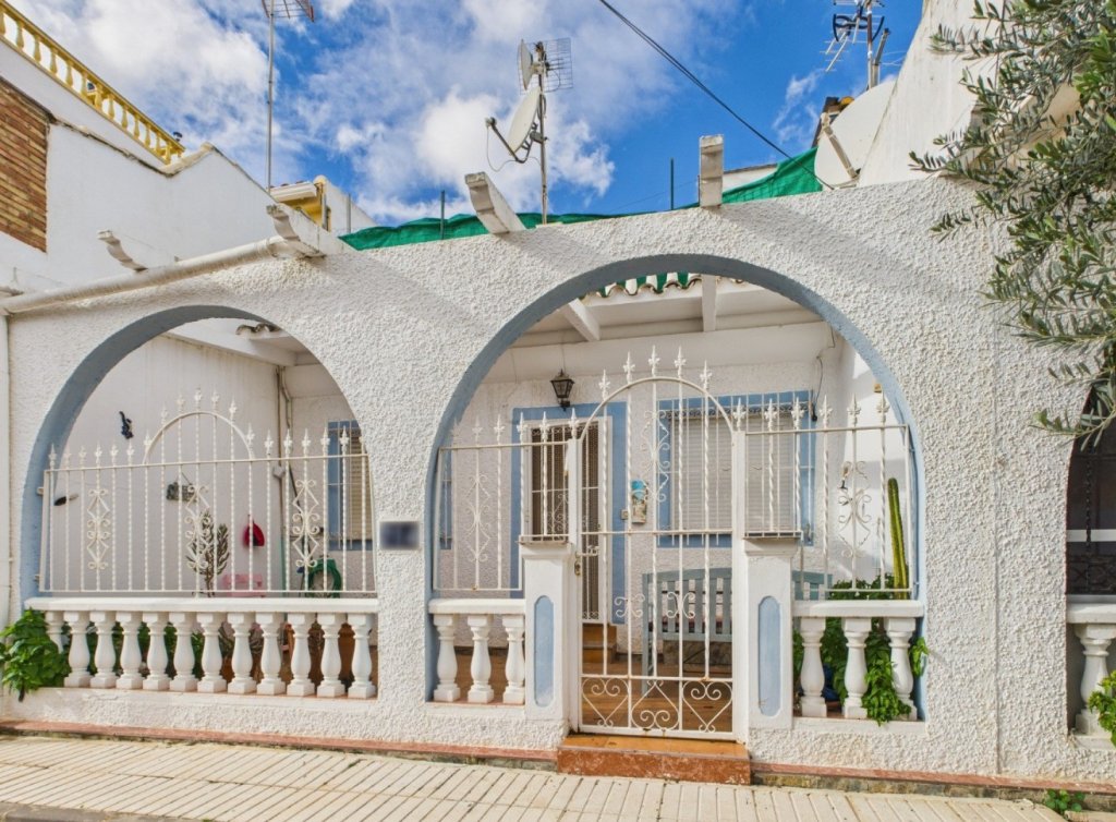 Sale - Casa - Los Alcázares