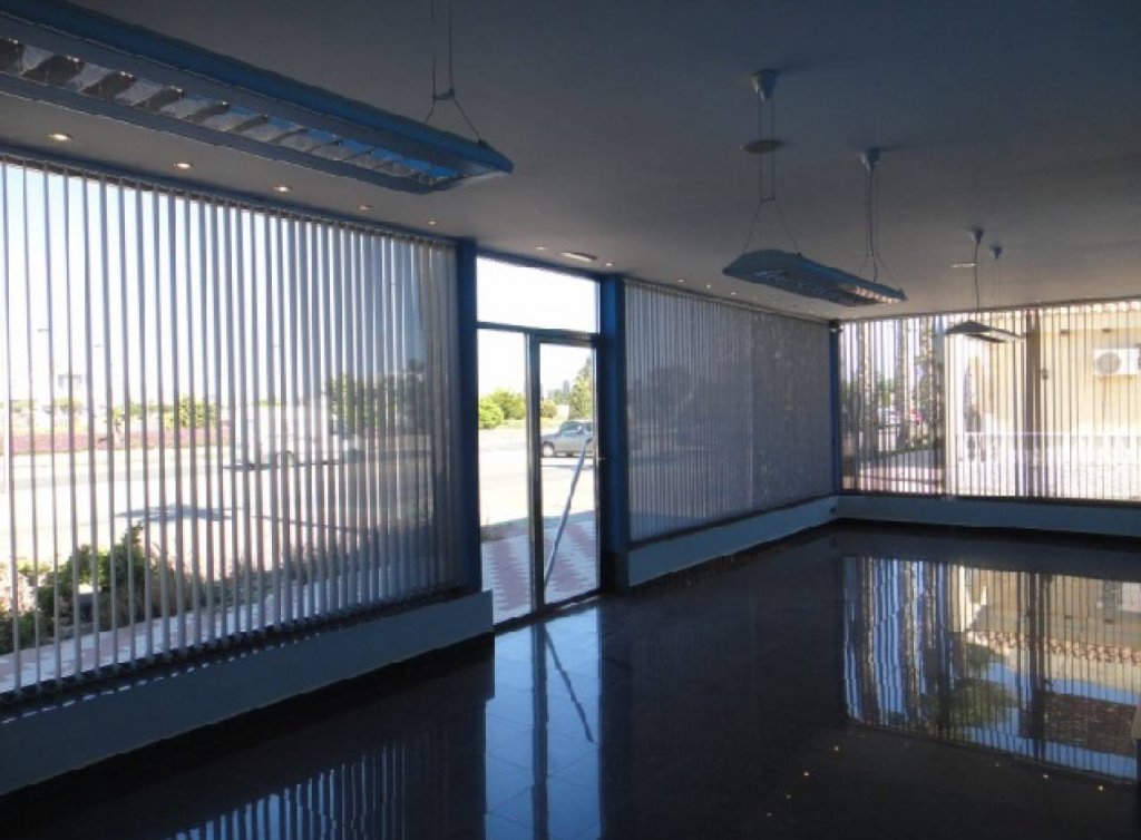 Sale - Commercial Unit - Los Alcázares