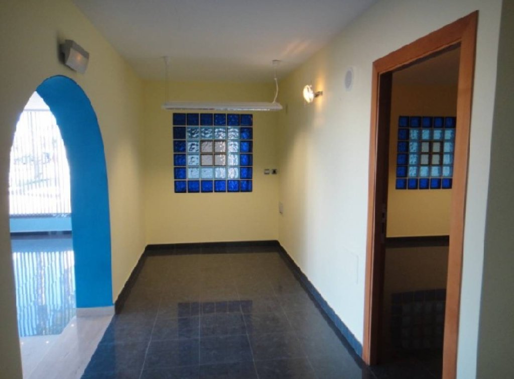 Sale - Commercial Unit - Los Alcázares