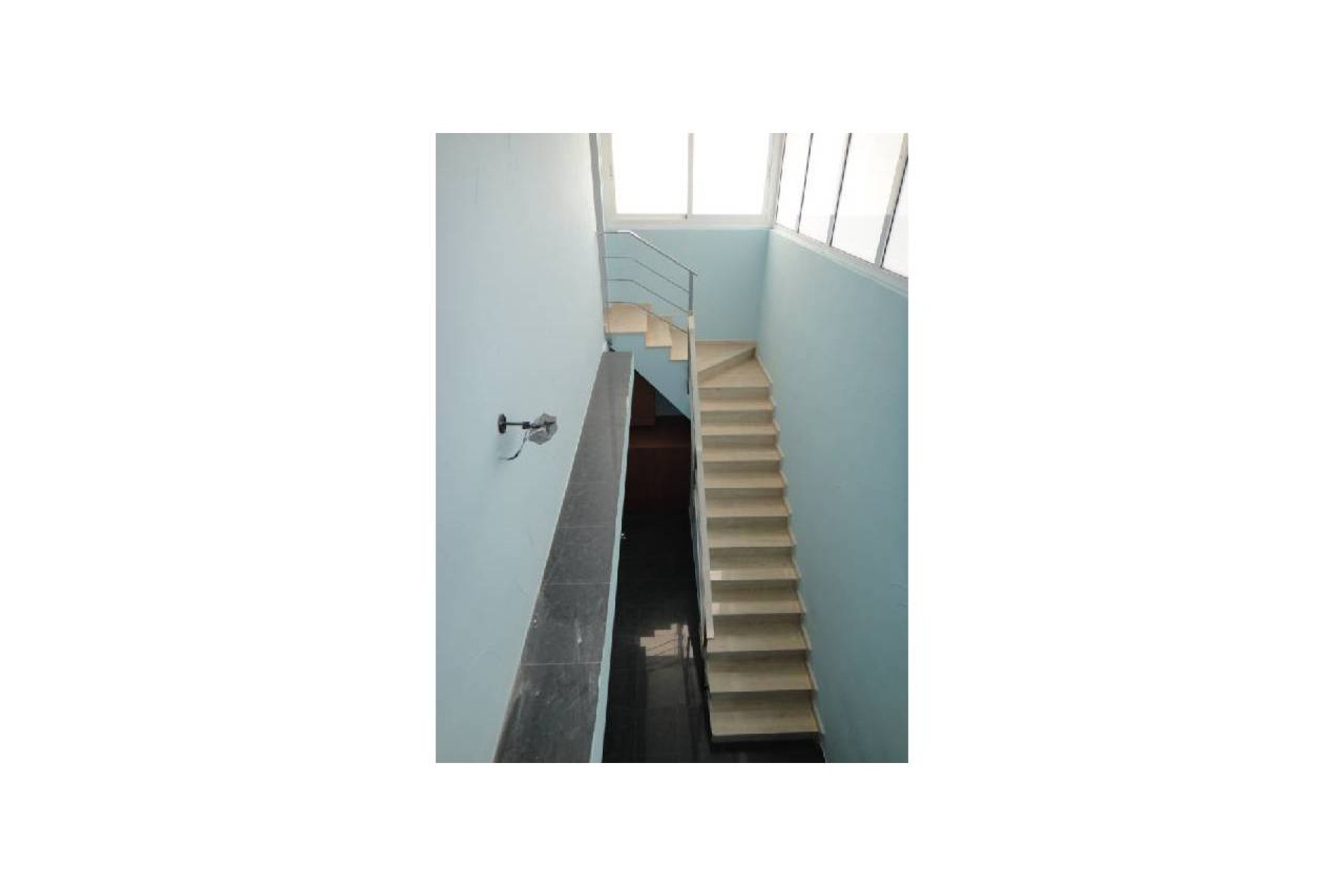 Sale - Commercial Unit - Los Alcázares