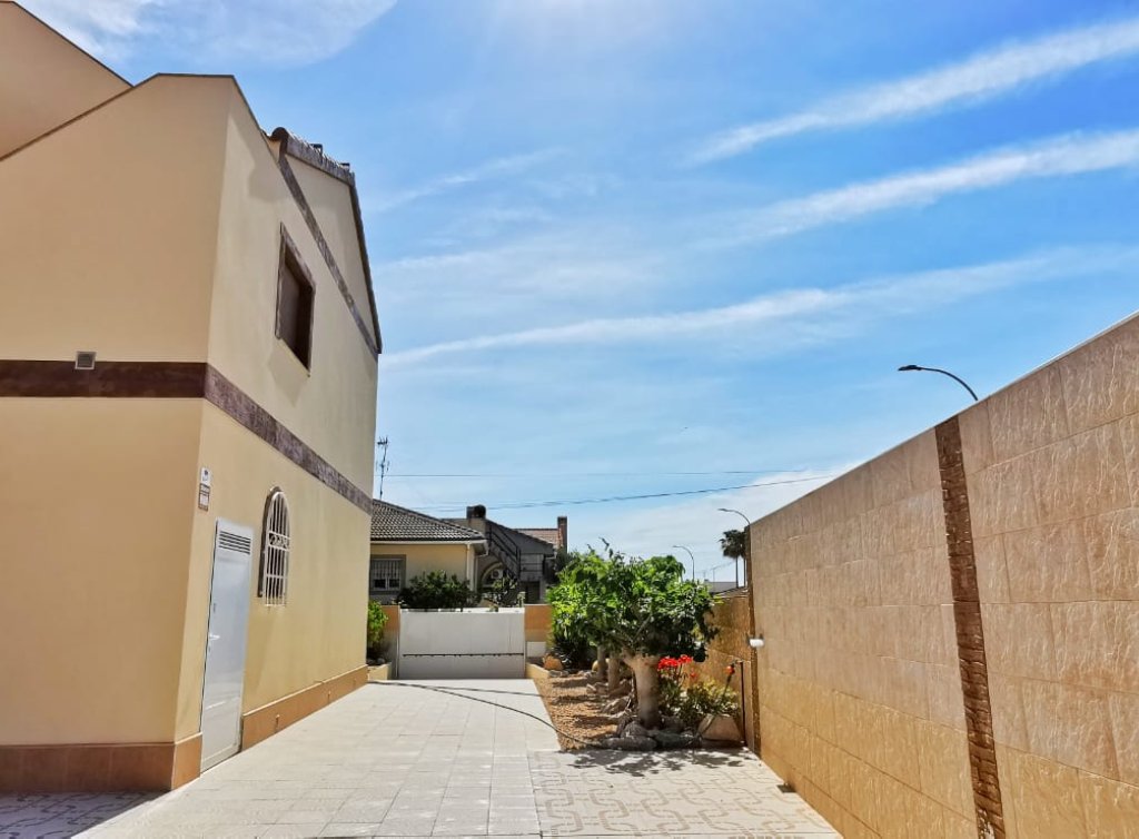Sale - Detached Villa - Los Alcázares
