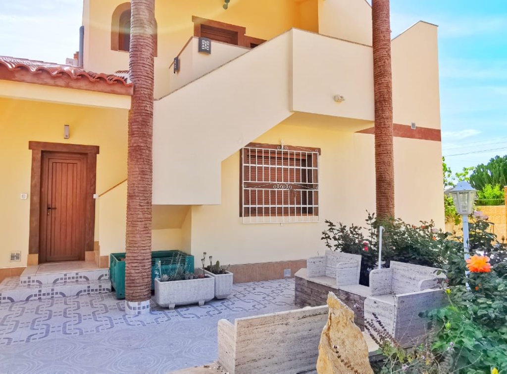 Sale - Detached Villa - Los Alcázares