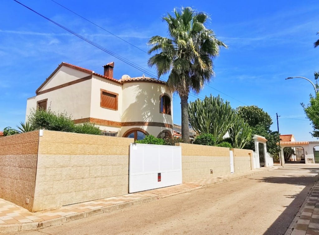 Sale - Detached Villa - Los Alcázares