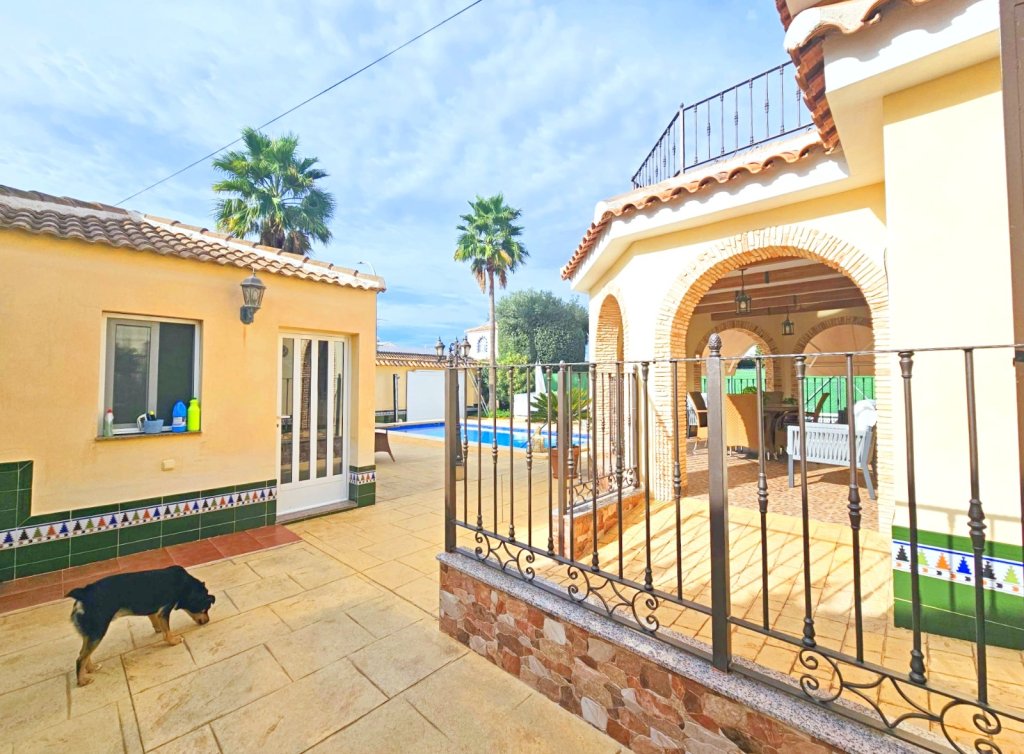 Sale - Detached Villa - Los Alcázares