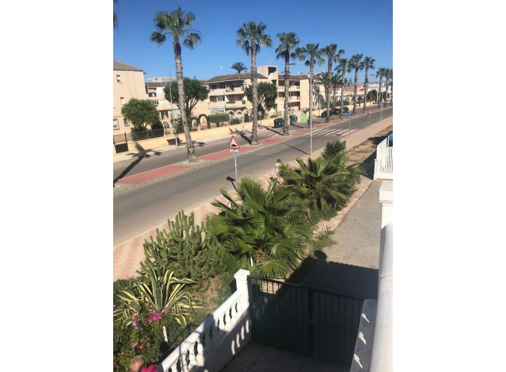 Sale - Planta baja - Los Alcázares - Los Oasis