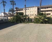 Sale - Planta baja - Los Alcázares - Los Oasis
