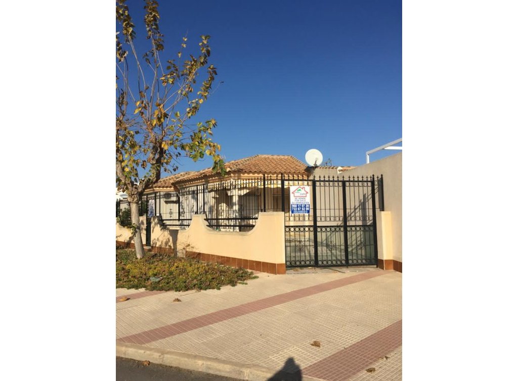 Sale - Planta baja - Los Alcázares