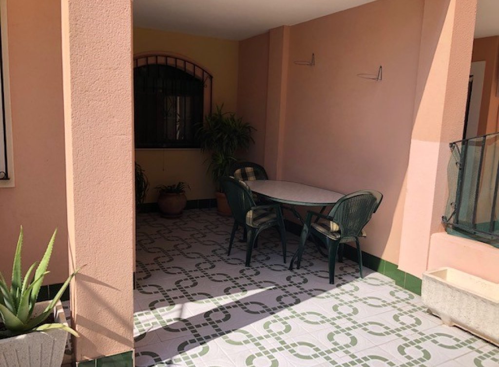 Sale - Planta baja - Los Alcázares