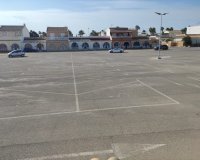 Sale - Planta baja - Los Alcázares
