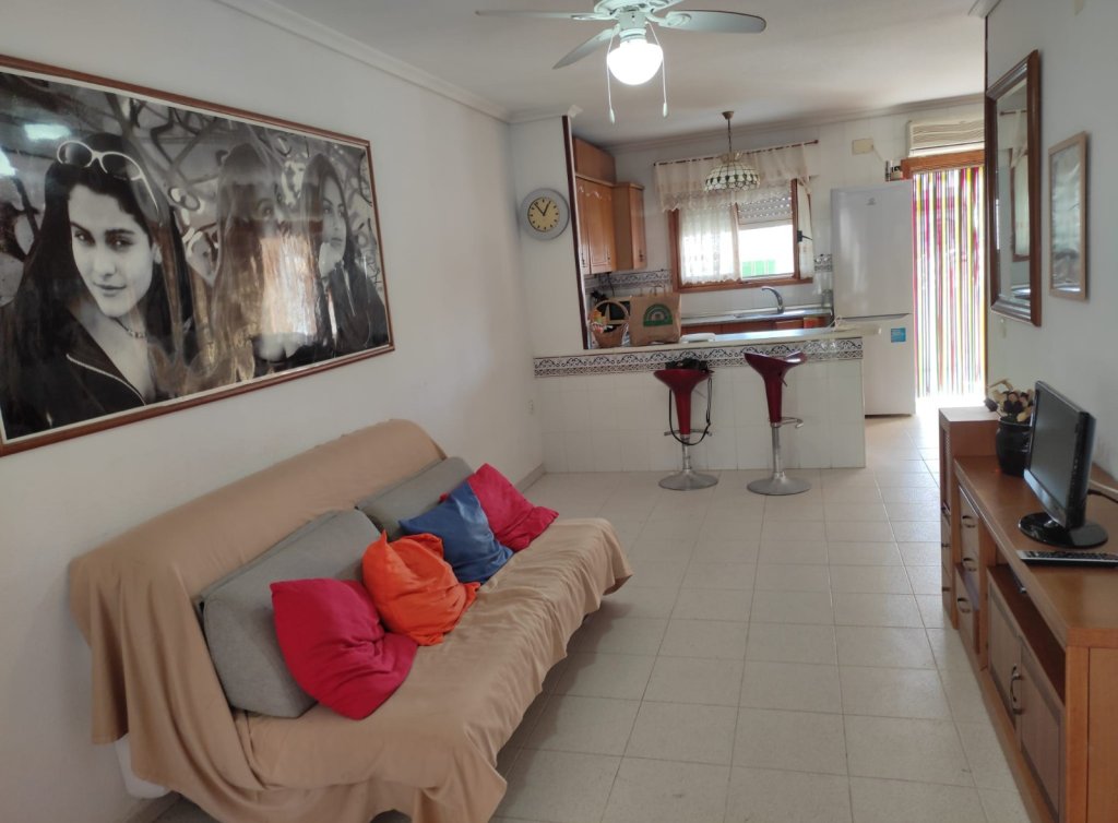 Sale - Planta baja - Los Alcázares