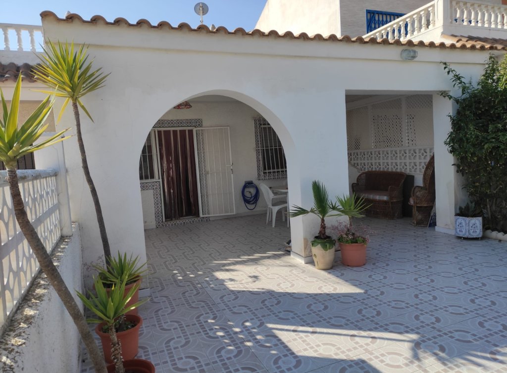 Sale - Planta baja - Los Alcázares