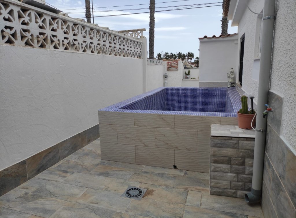 Sale - Planta baja - Los Alcázares