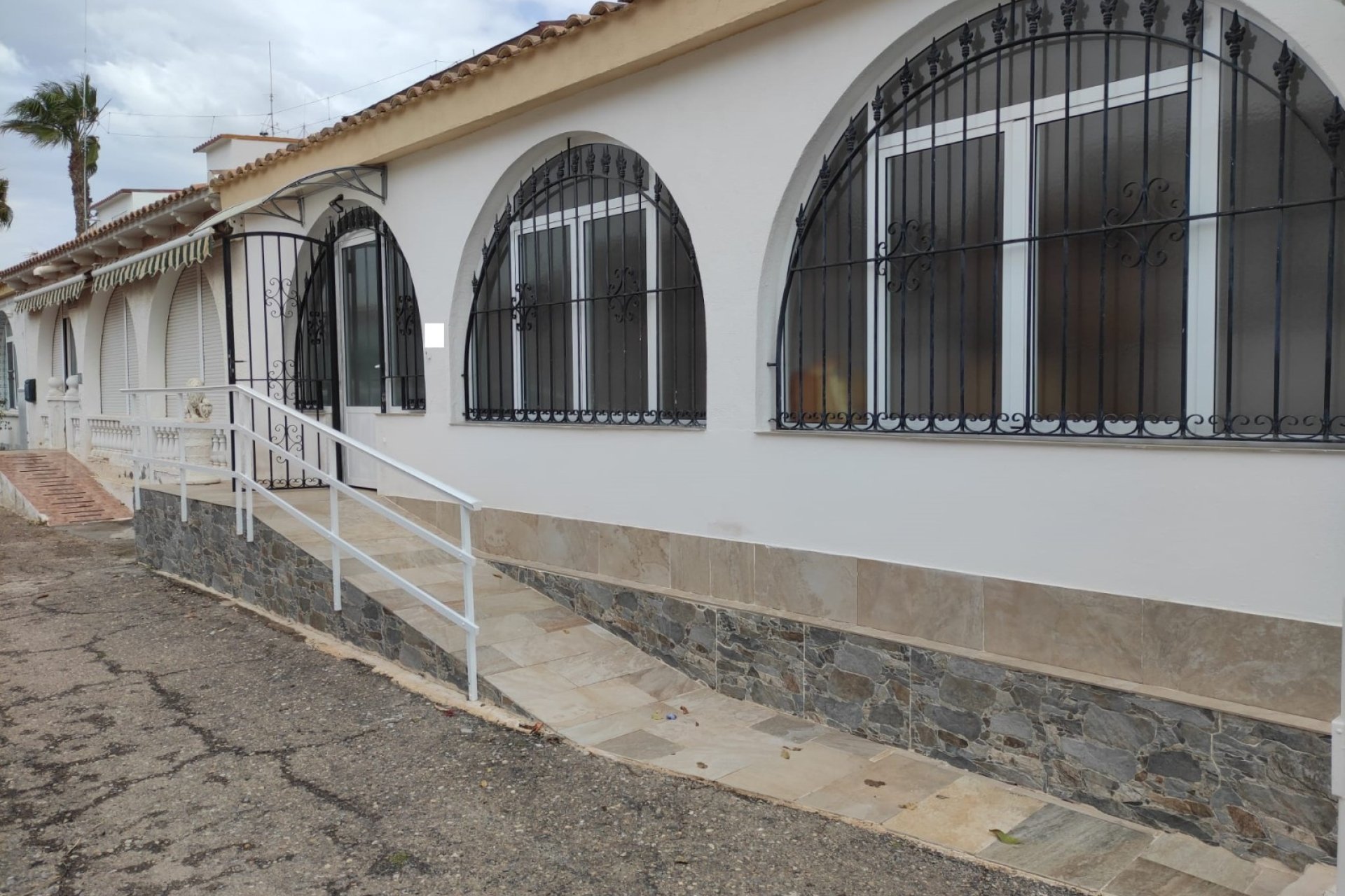 Sale - Planta baja - Los Alcázares