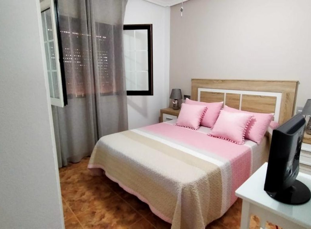 Sale - Planta baja - Los Alcázares