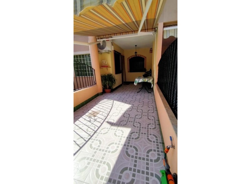 Sale - Planta baja - Los Alcázares