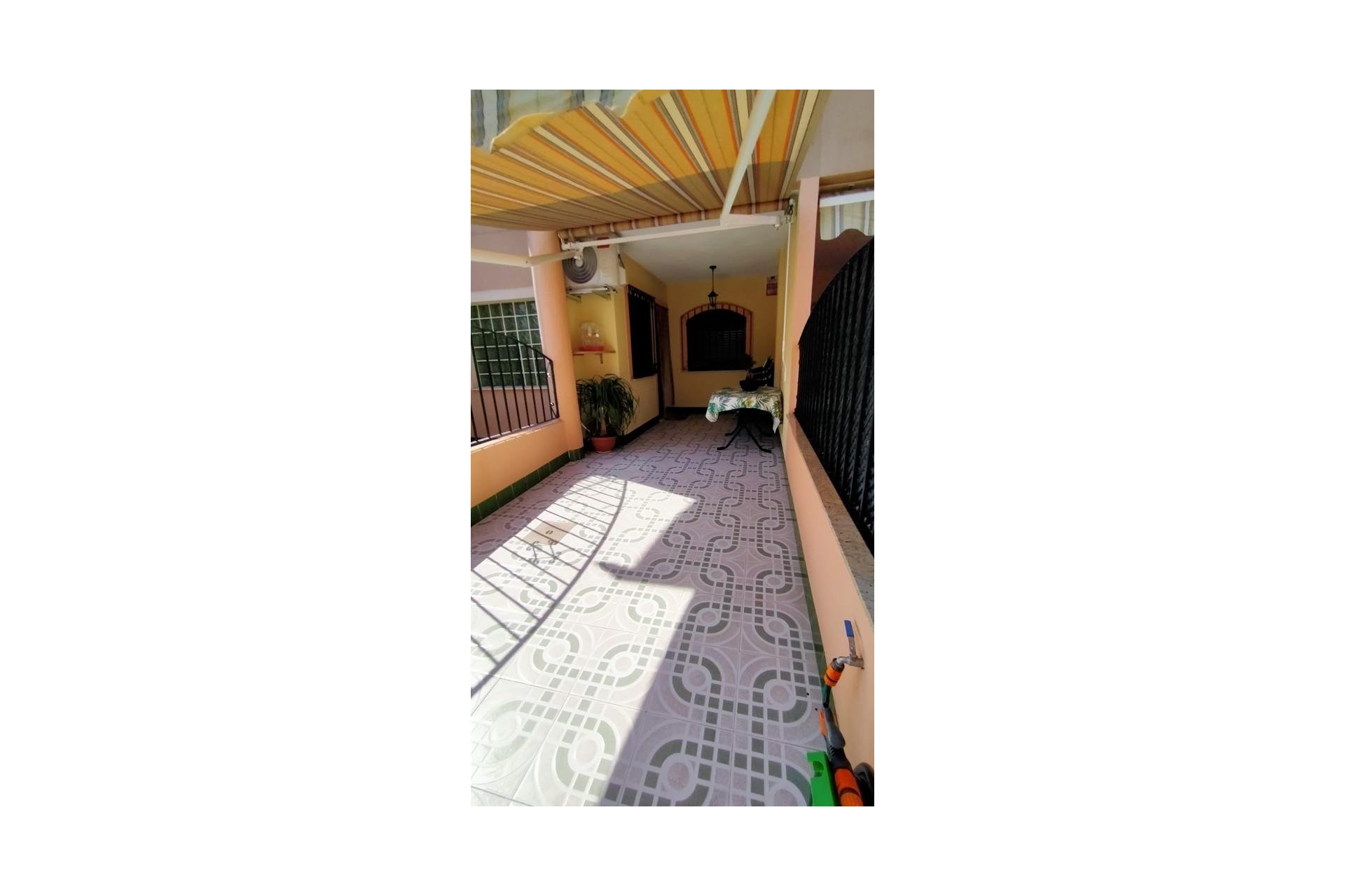 Sale - Planta baja - Los Alcázares