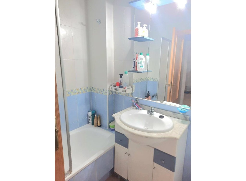 Sale - Planta baja - Los Alcázares