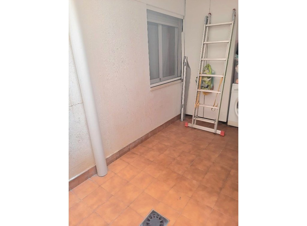 Sale - Planta baja - Los Alcázares