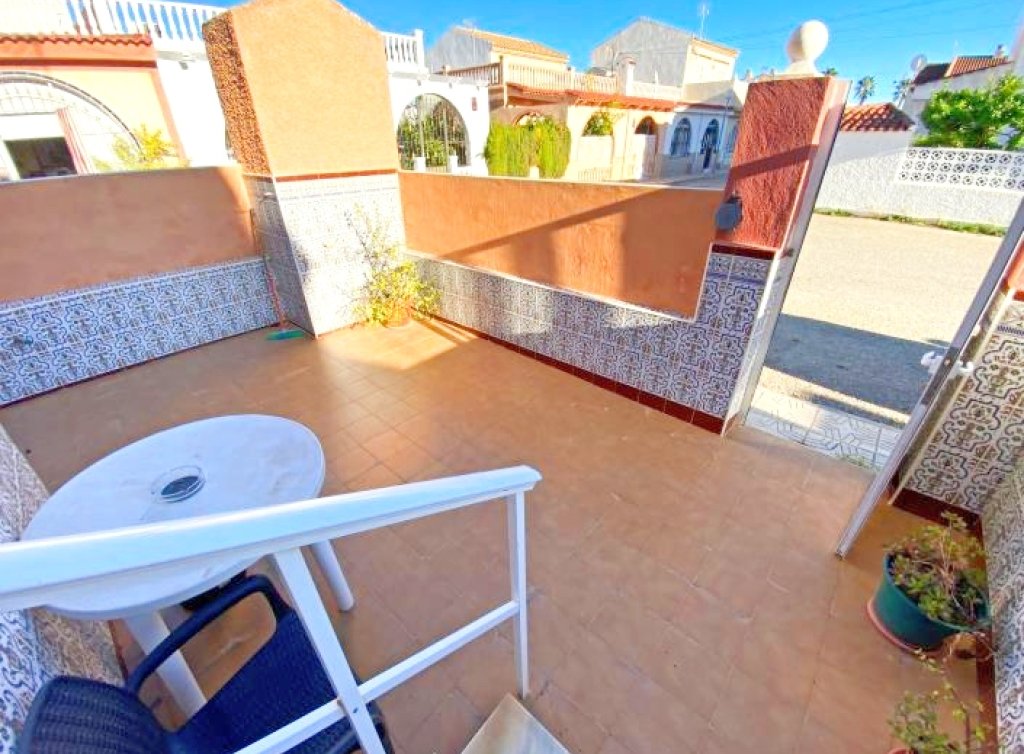 Sale - Planta baja - Los Alcázares