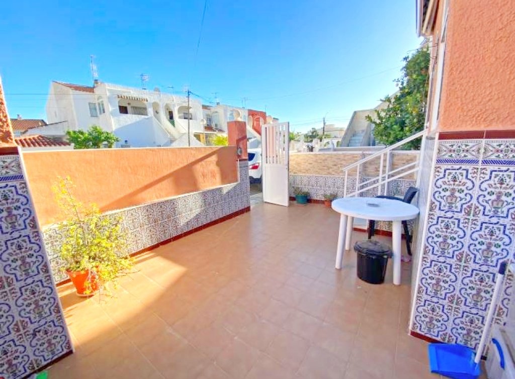 Sale - Planta baja - Los Alcázares