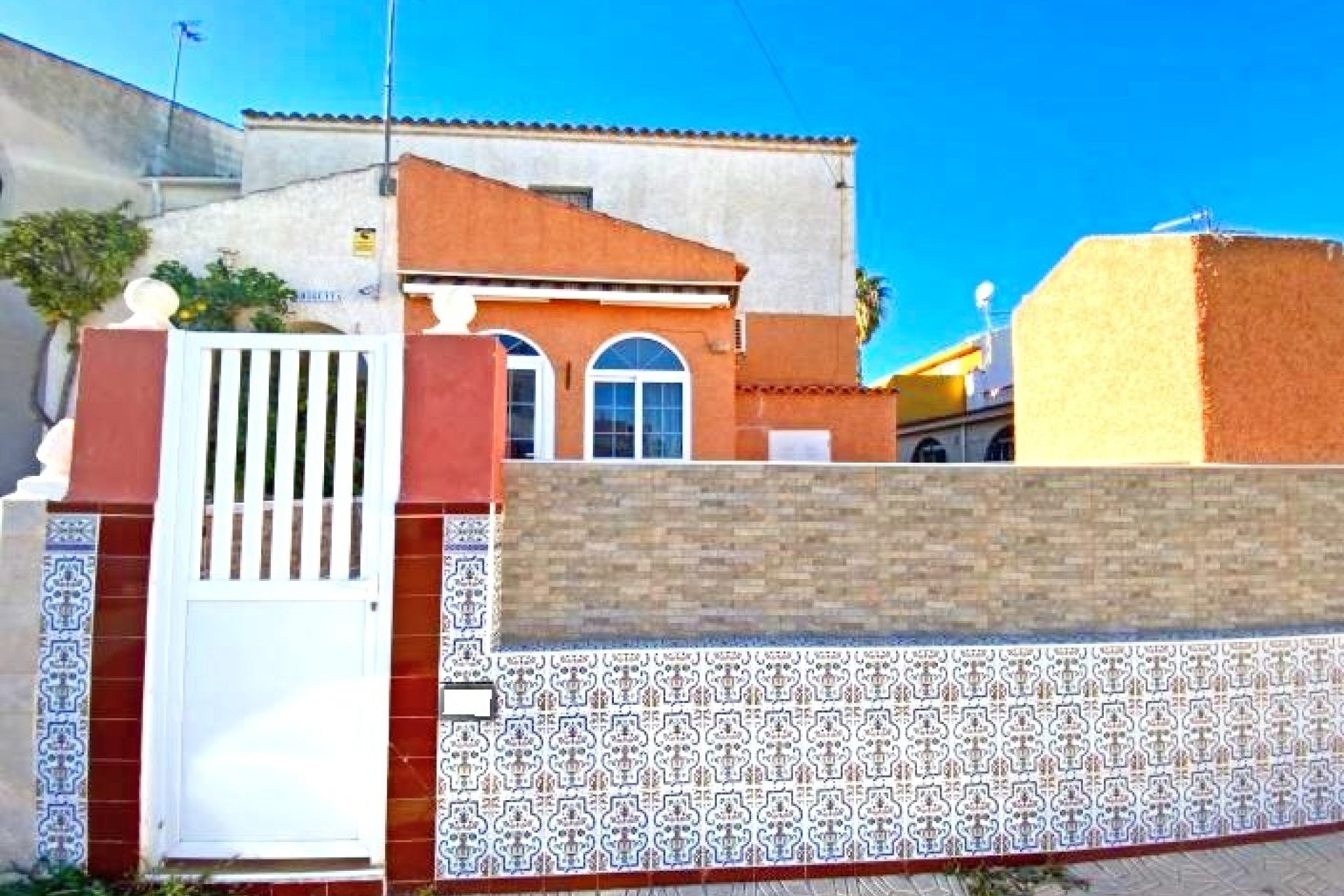 Sale - Planta baja - Los Alcázares