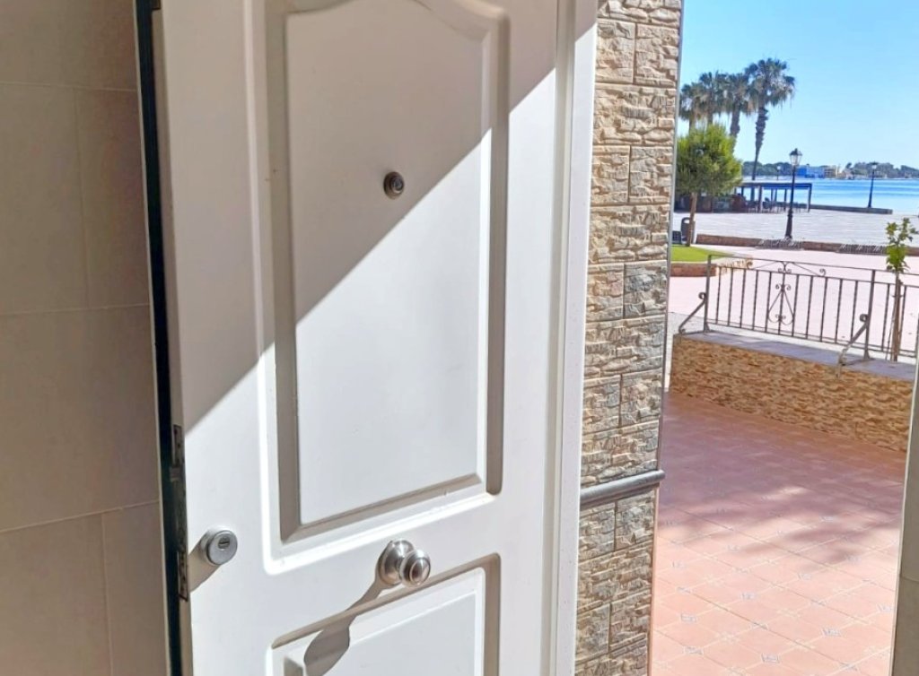 Sale - Planta baja - Los Alcázares