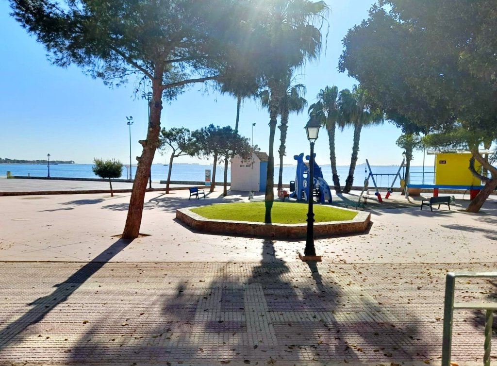 Sale - Planta baja - Los Alcázares