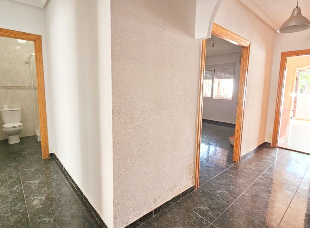 Sale - Planta baja - Los Alcázares