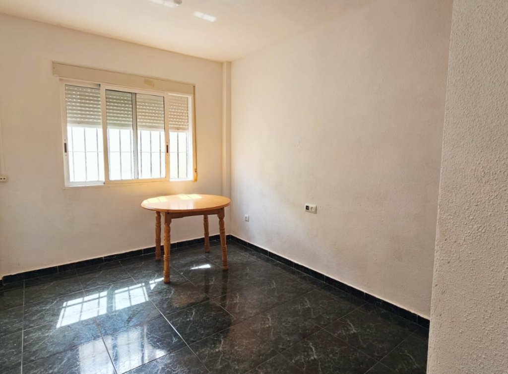 Sale - Planta baja - Los Alcázares