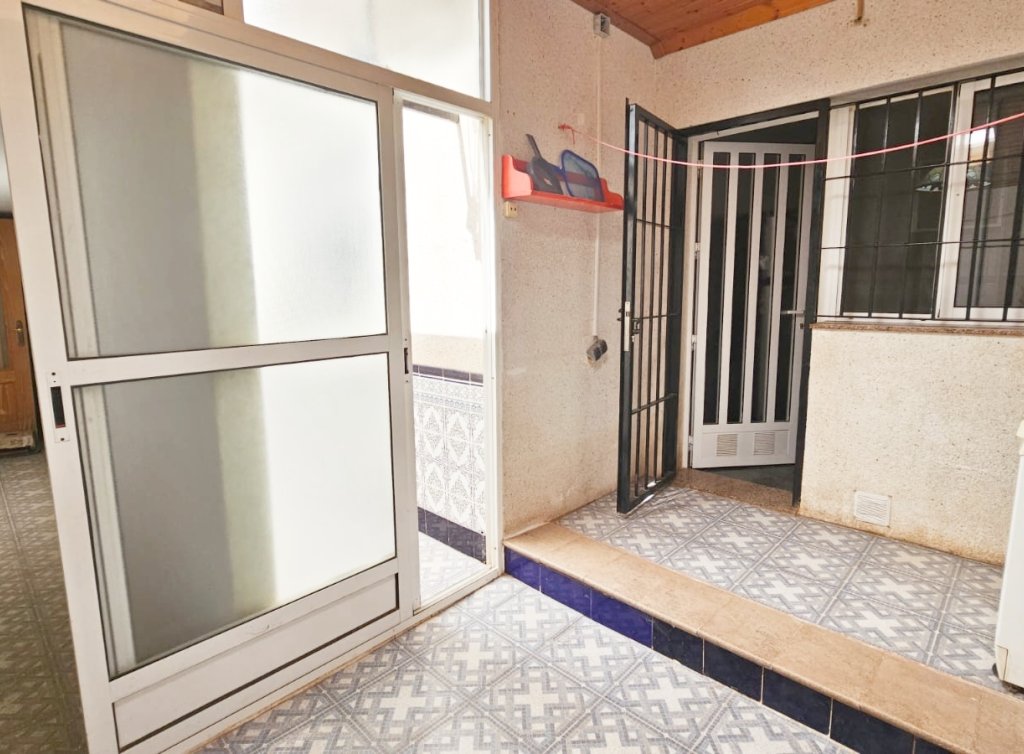 Sale - Planta baja - Los Alcázares