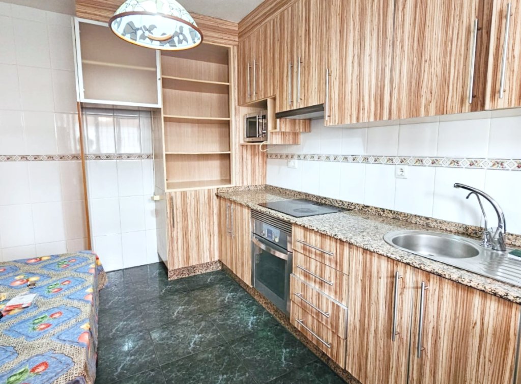 Sale - Planta baja - Los Alcázares