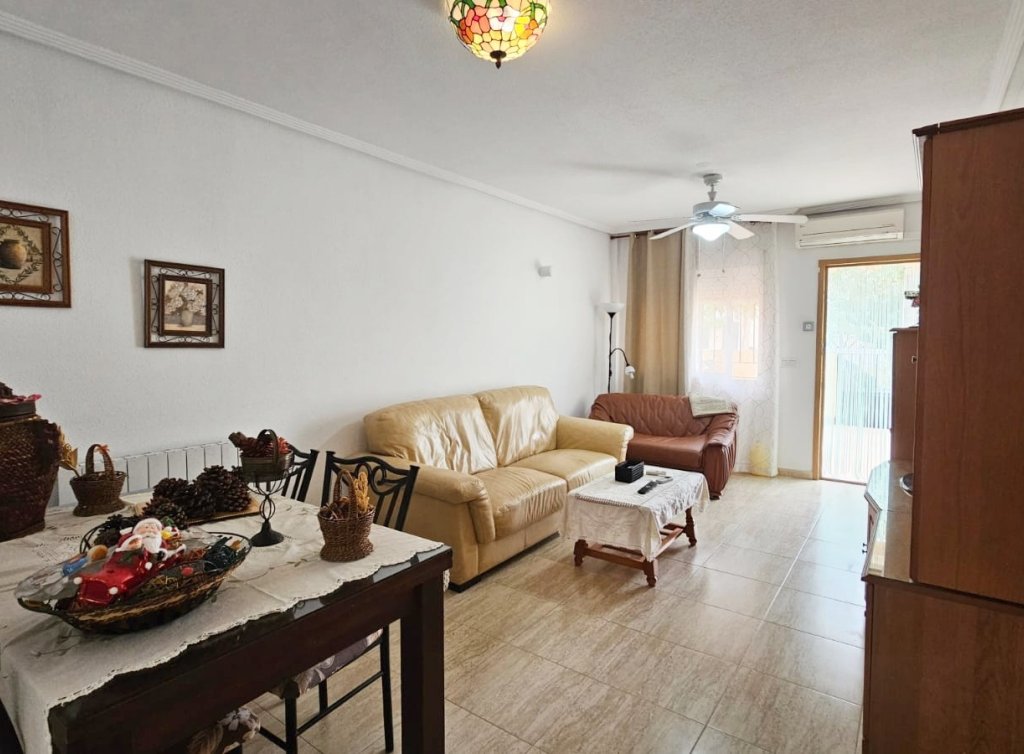 Sale - Planta baja - Los Alcázares