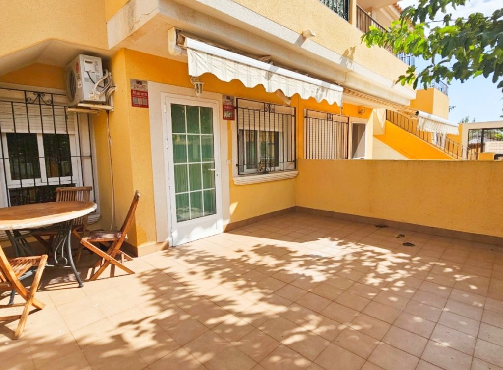 Sale - Planta baja - Los Alcázares