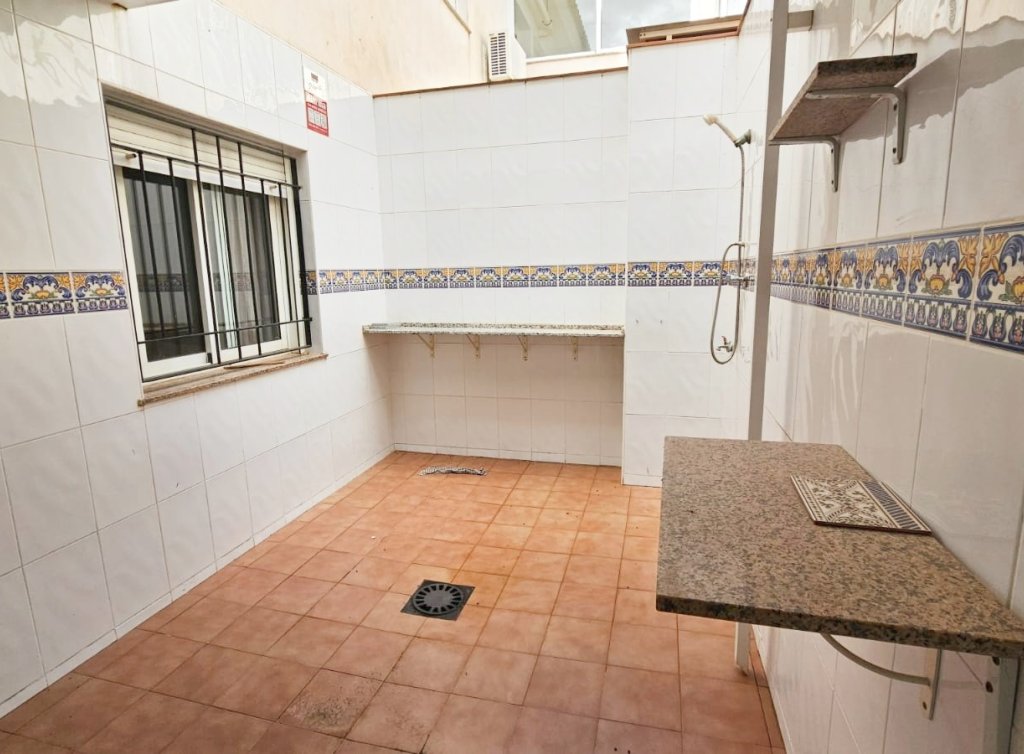 Sale - Planta baja - Los Alcázares