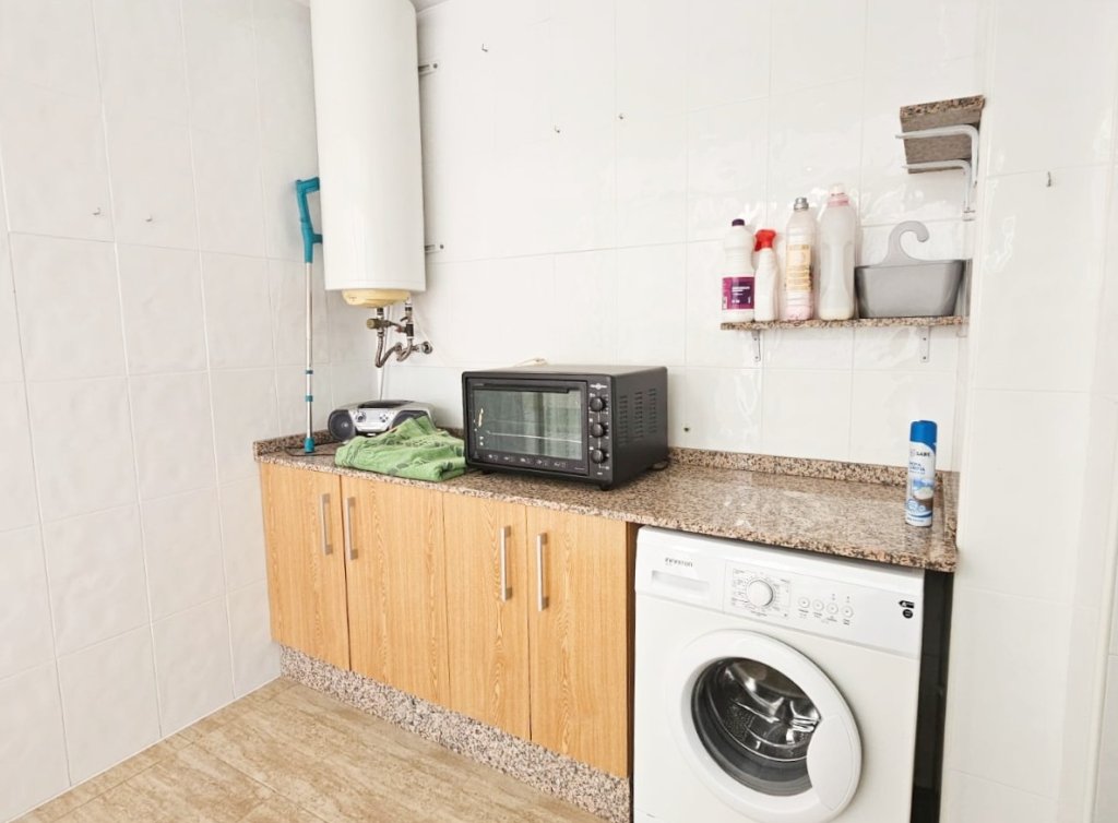 Sale - Planta baja - Los Alcázares