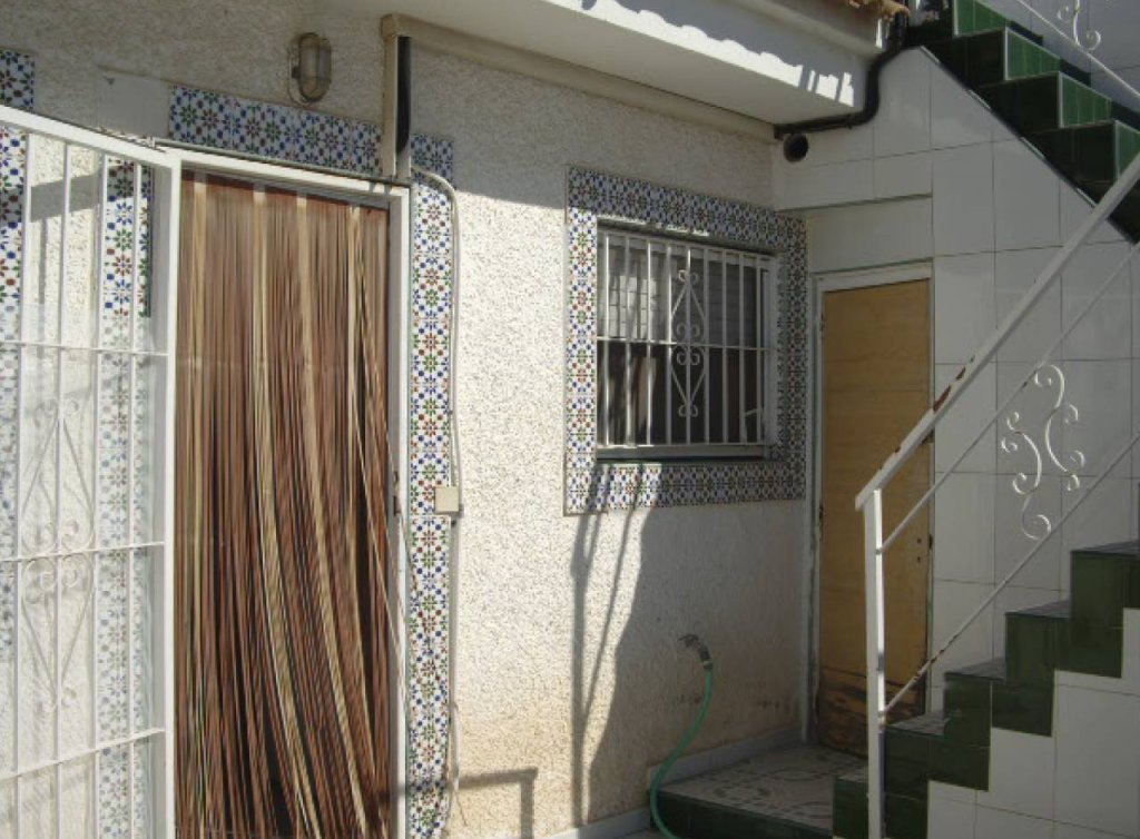 Sale - Planta baja - Los Alcázares