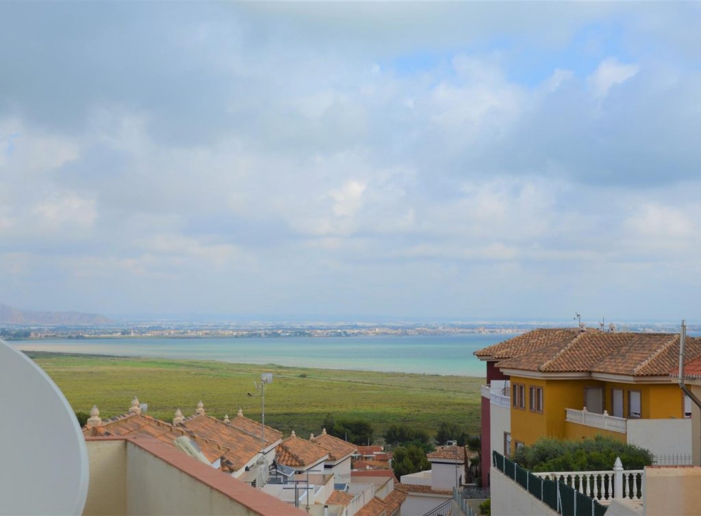 Sale - Townhouse - El Carmoli