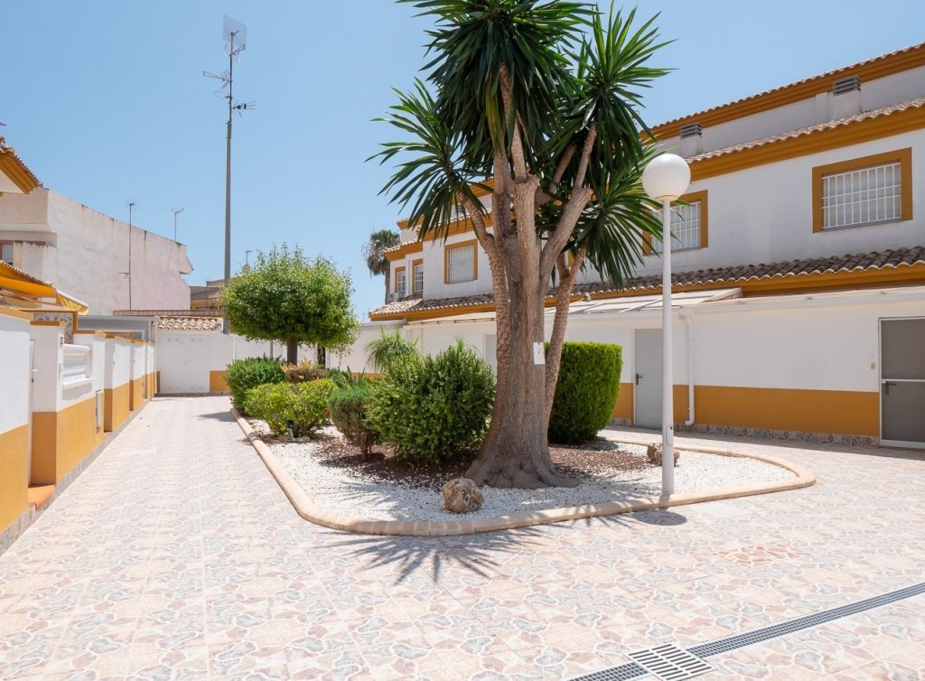 Sale - Triplex - Los Alcázares