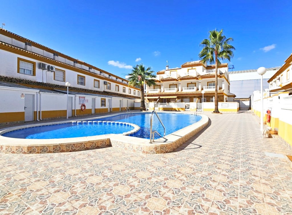 Sale - Triplex - Los Alcázares