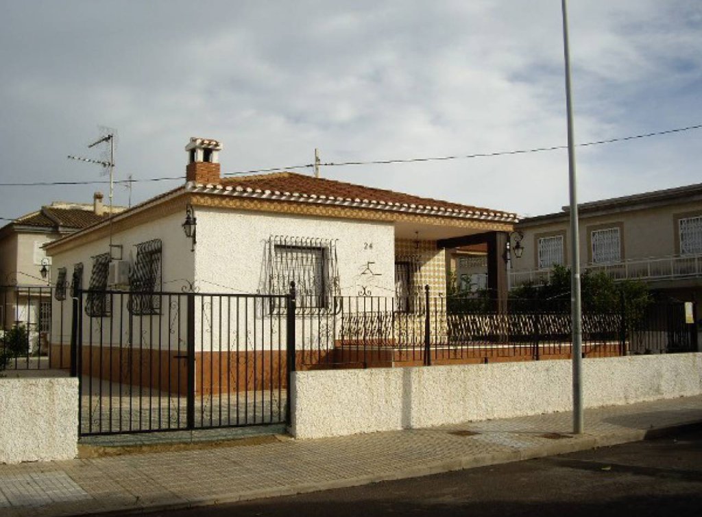 Sale - Villa - Los Alcázares - Beach