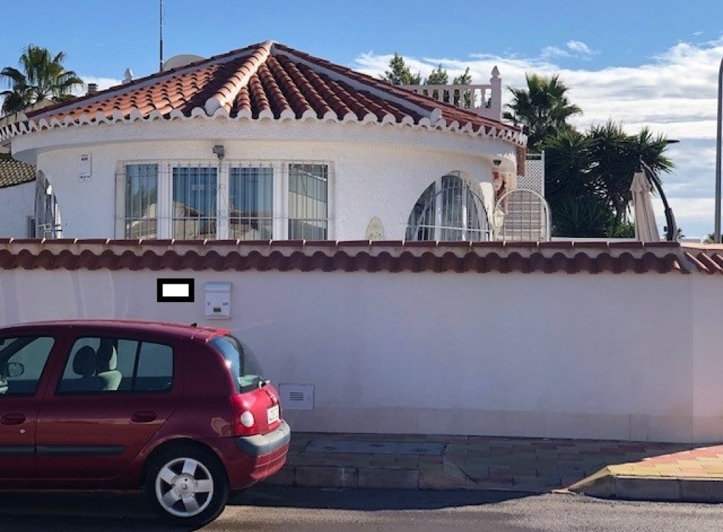 Sale - Villa - Los Alcázares