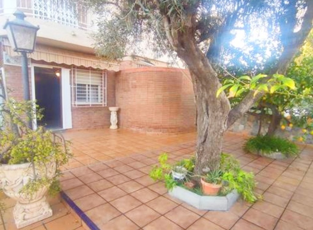 Sale - Villa - Los Alcázares